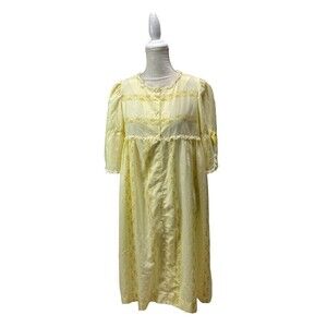 Vintage LeVoys floral soft nightgown‎ 1960’s cottage core bohemian size M/L